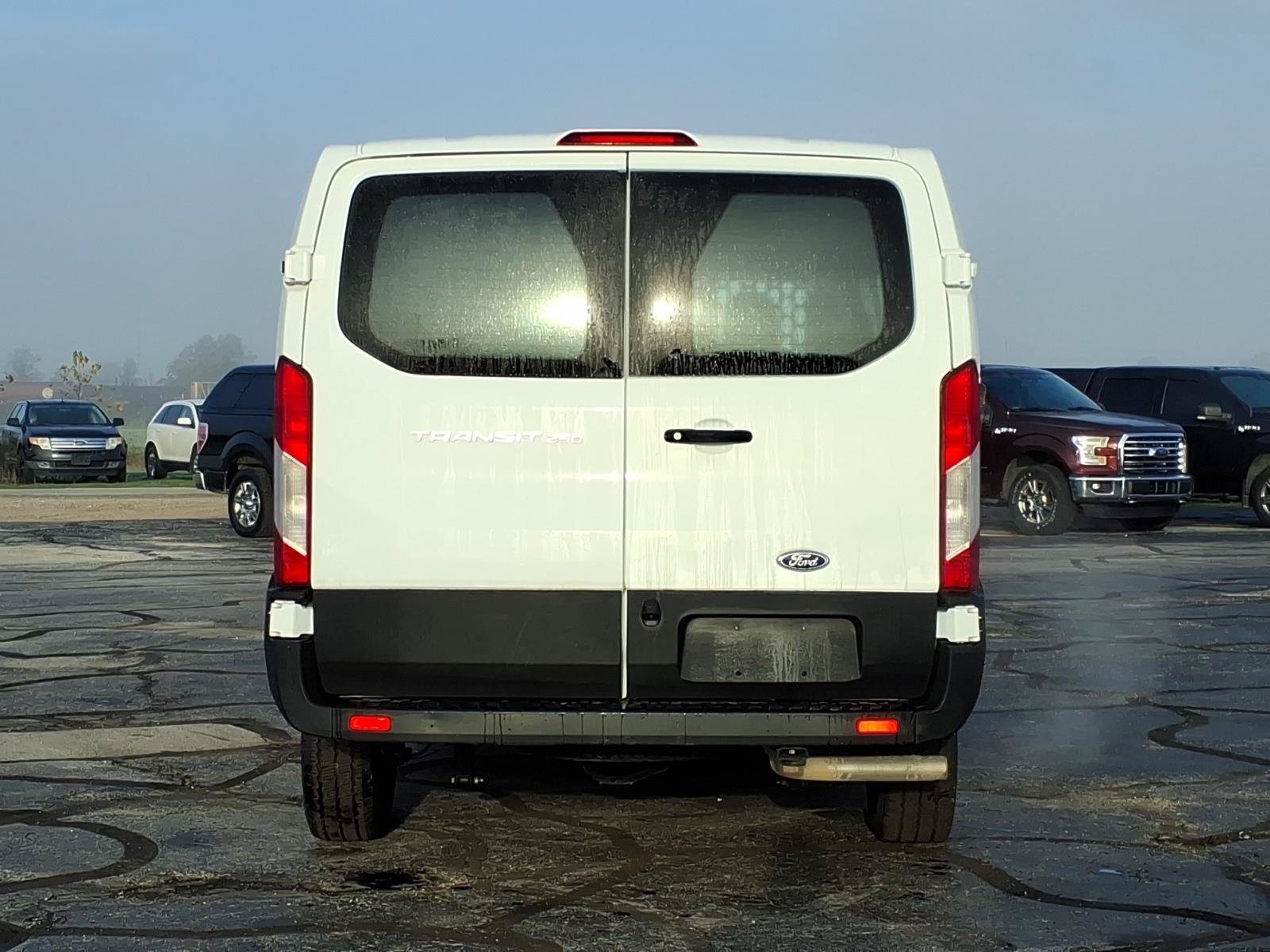 Used 2025 Ford Transit 250 Low Roof w/ Exterior Upgrade Package RWD image 4