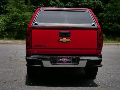 Used 2015 Chevrolet Colorado Z71 AWD/4WD image 36