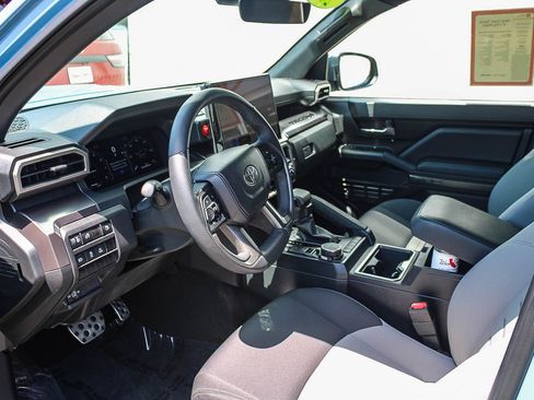 Certified 2026 Toyota Tacoma TRD Sport AWD/4WD image 19