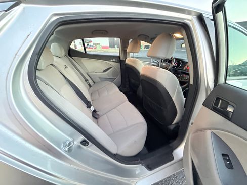 Used 2013 Kia Optima LX image 12