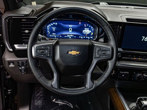 Used 2023 Chevrolet Silverado 1500 High Country image 18