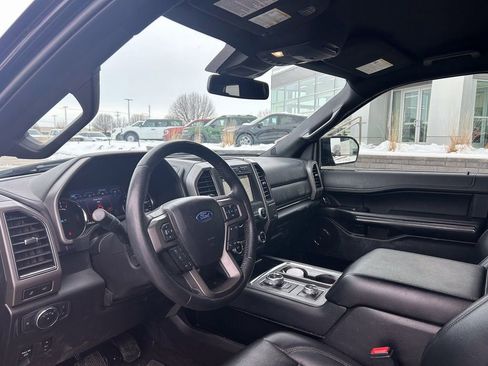 Used 2019 Ford Expedition XLT w/ Equipment Group 202A image 9