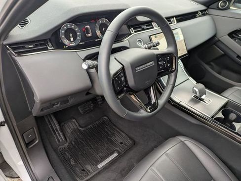 Used 2026 Land Rover Range Rover Evoque S image 7