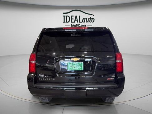 Used 2016 Chevrolet Suburban LT image 16