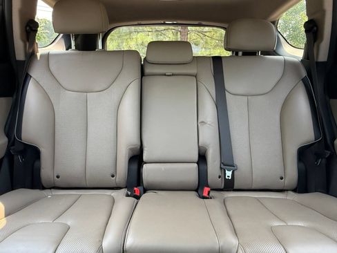 Used 2021 Hyundai Santa Fe Limited AWD/4WD image 40