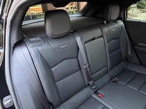 Used 2022 Cadillac XT4 Luxury w/ Cold Weather Package image 32