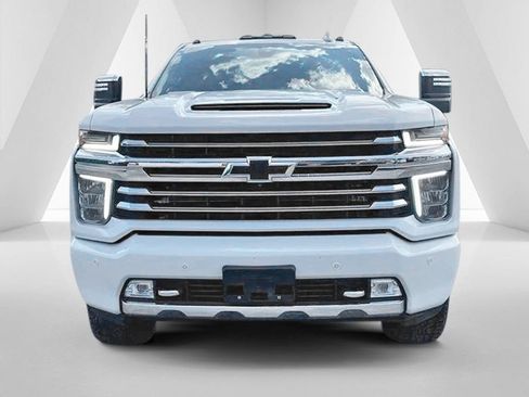 Used 2023 Chevrolet Silverado 2500 High Country w/ Z71 Off-Road Package AWD/4WD image 2