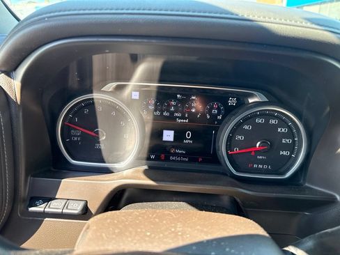 Used 2020 Chevrolet Silverado 1500 LTZ AWD/4WD image 30