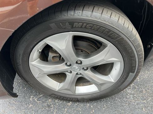 Used 2011 Toyota Venza AWD image 21