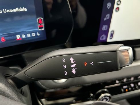 New 2026 Chevrolet Equinox LT FWD image 17
