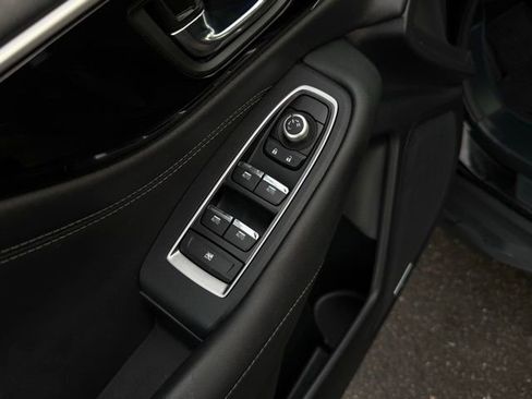 Used 2022 Subaru Outback Limited image 10