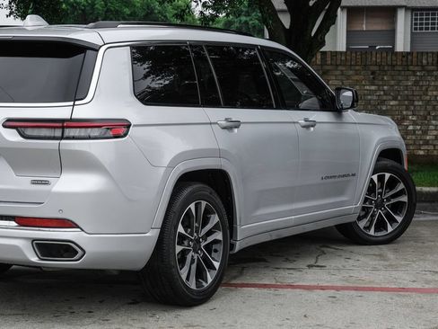 Used 2022 Jeep Grand Cherokee L Overland AWD/4WD image 18