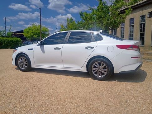 Used 2020 Kia Optima LX FWD image 7