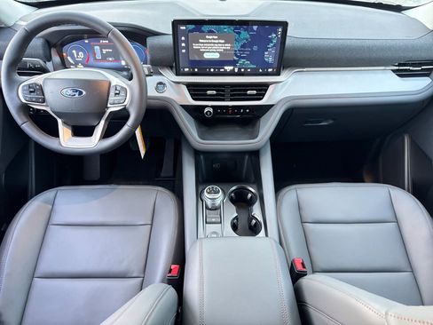 New 2026 Ford Explorer Active w/ Active Comfort Package RWD image 14