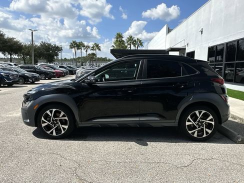 Used 2022 Hyundai Kona Limited image 3
