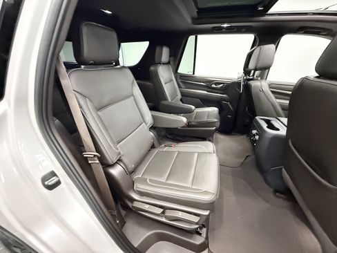 Used 2024 GMC Yukon Denali image 31