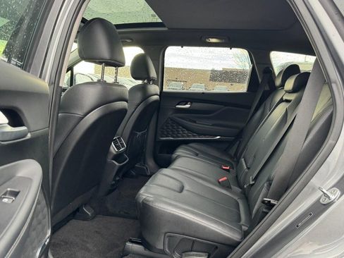 Used 2019 Hyundai Santa Fe Limited image 10