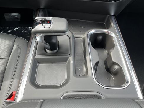 New 2026 GMC Sierra 1500 SLT w/ SLT Premium Package image 27