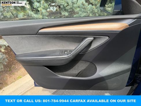 Used 2023 Tesla Model Y Long Range AWD/4WD image 17