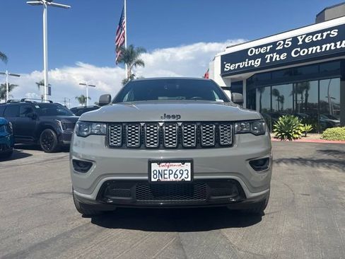 Used 2019 Jeep Grand Cherokee Altitude RWD image 2