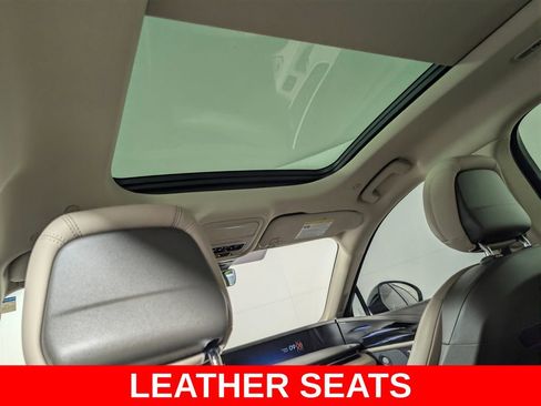 Used 2025 Lincoln Nautilus Premier w/ Equipment Group 102A AWD/4WD image 14