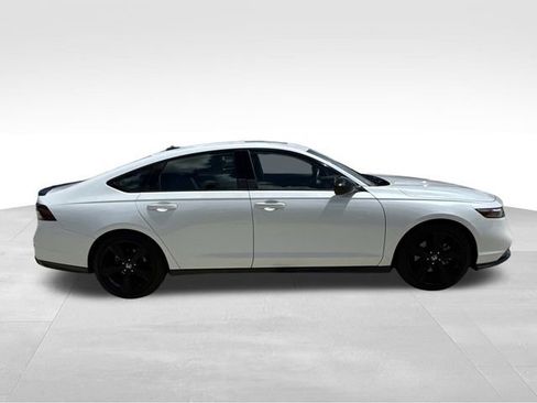 Used 2024 Honda Accord Sport image 9