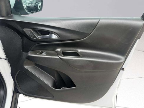 Used 2022 Chevrolet Equinox LT image 55