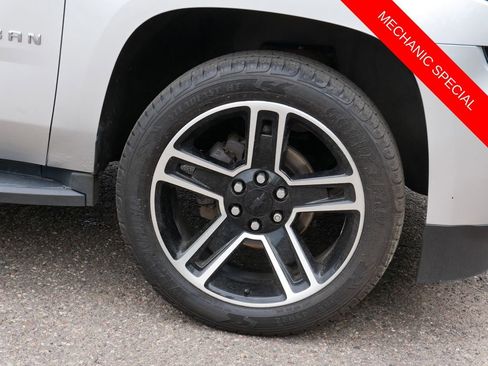 Used 2016 Chevrolet Suburban LT AWD/4WD image 7