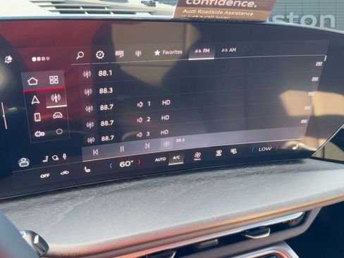 New 2025 Audi Q5 Premium w/ 19" Wheel Package image 23