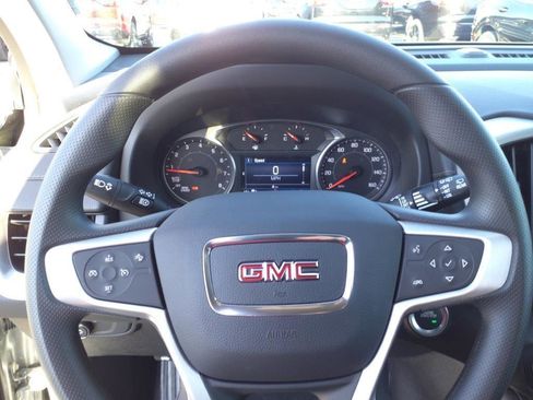 Certified 2023 GMC Terrain SLE w/ Driver Convenience Package image 11