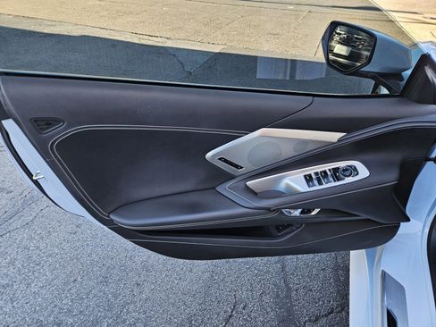 Used 2023 Chevrolet Corvette 2LT w/ Z51 Performance Package image 26