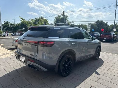 Certified 2025 INFINITI QX60 Luxe w/ Black Edition AWD/4WD image 4