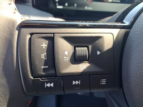 New 2026 Nissan Kicks SR w/ Cold Weather Package image 20