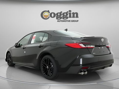New 2026 Toyota Camry SE image 11