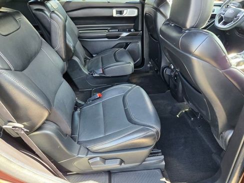 Used 2020 Ford Explorer ST w/ ST Street Pack AWD/4WD image 17