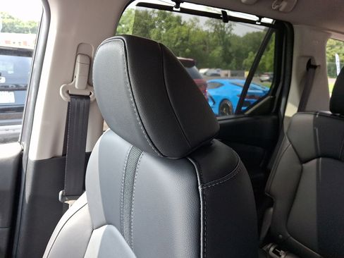 Certified 2024 Honda Pilot EX-L image 17