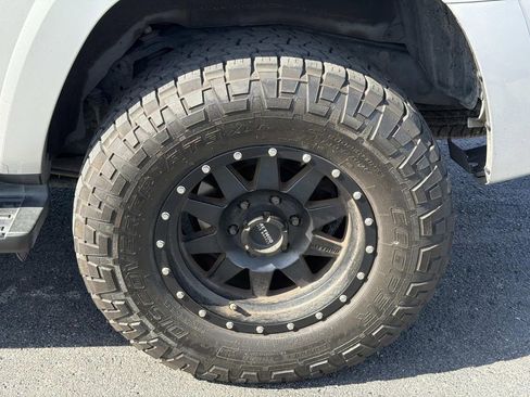 Used 2020 Toyota 4Runner SR5 Premium AWD/4WD image 11