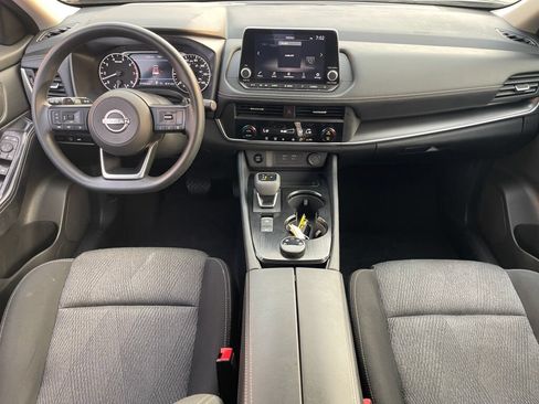 Used 2024 Nissan Rogue SV AWD/4WD image 30