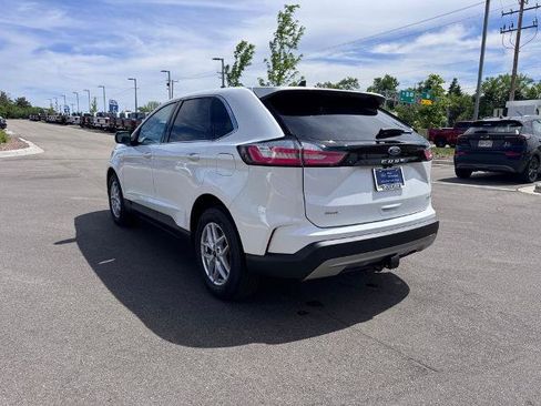 Certified 2024 Ford Edge SEL w/ Convenience Package AWD/4WD image 2