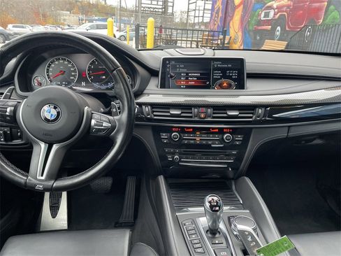 Used 2017 BMW X6 M image 15