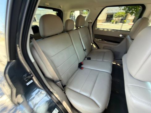 Used 2010 Ford Escape Limited FWD image 17