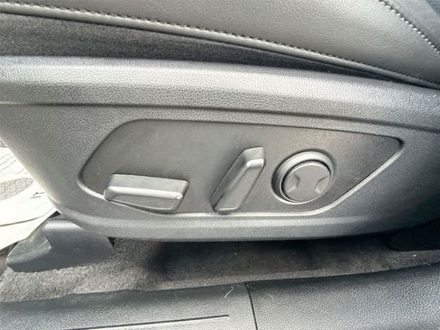 Used 2025 Kia Sorento EX AWD/4WD image 14