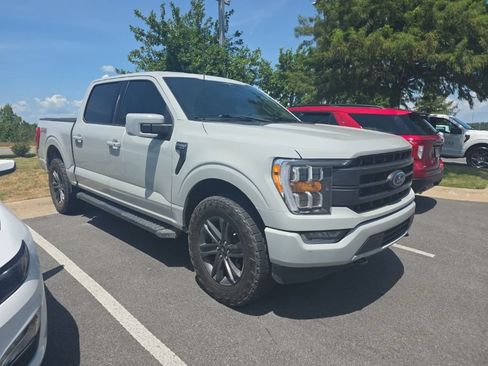Used 2023 Ford F150 Lariat AWD/4WD image 3