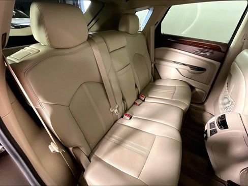 Used 2015 Cadillac SRX Premium FWD image 36