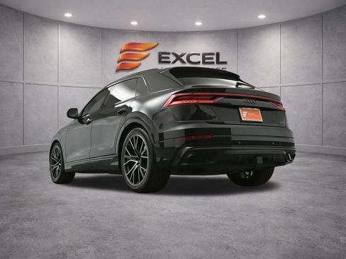Used 2023 Audi Q8 Prestige w/ Prestige Package AWD/4WD image 45