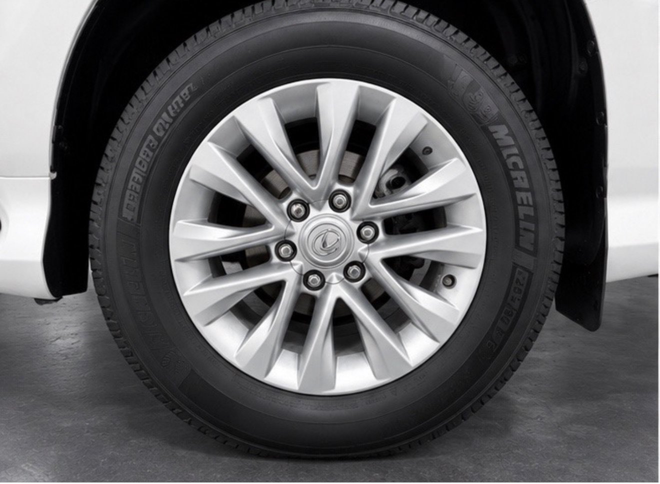 Used 2019 Lexus GX 460 Premium AWD/4WD image 9