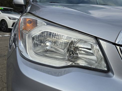Used 2016 Subaru Forester 2.5i Touring image 9
