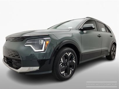 Certified 2025 Kia Niro Wind