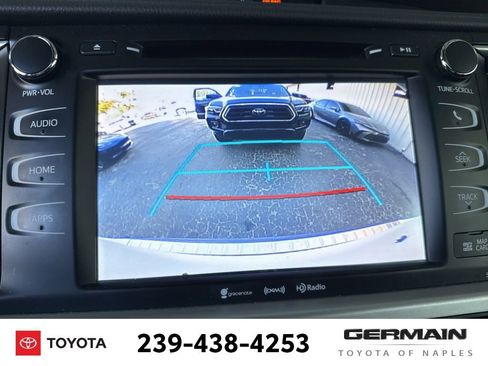 Used 2018 Toyota Highlander SE image 16