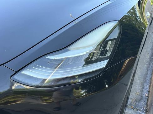 Used 2018 Tesla Model 3 Long Range RWD image 45